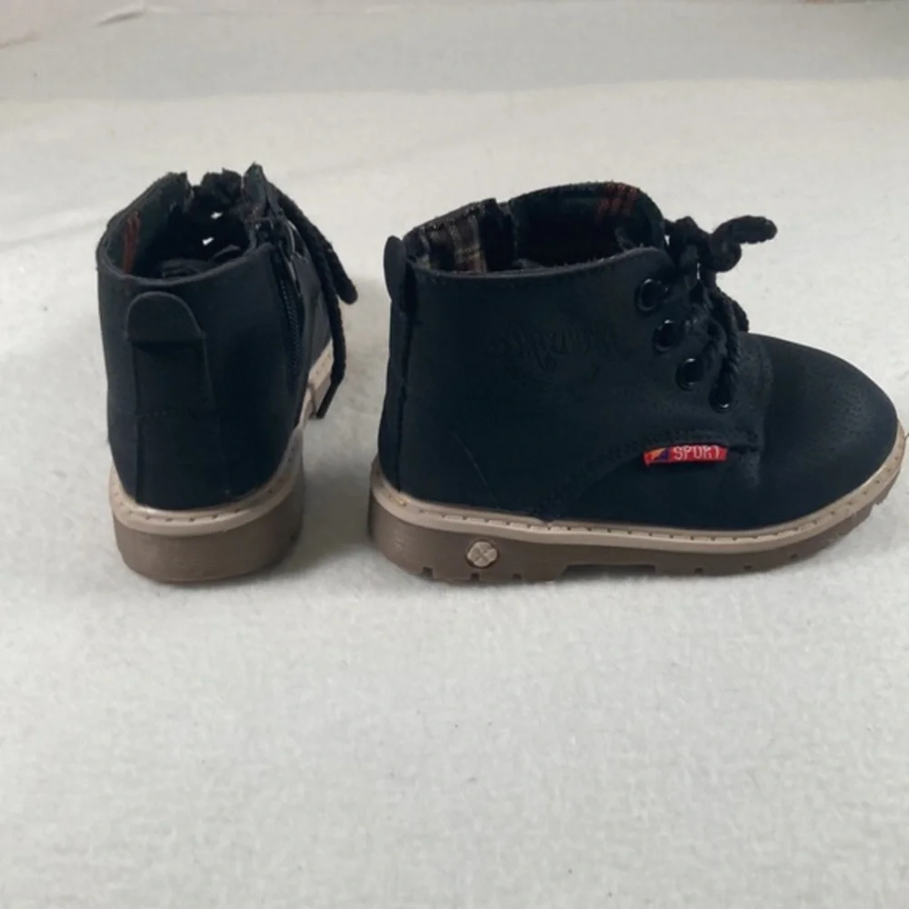 Kids Black Unisex Danglia Hiking Ankle Boots
